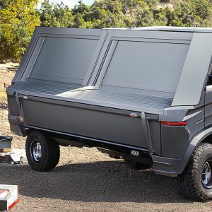 How to Select the Right Tonneau Cover for Heavy-Duty Use?